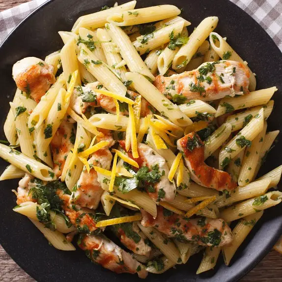 30 minutes chicken penne pasta with pesto