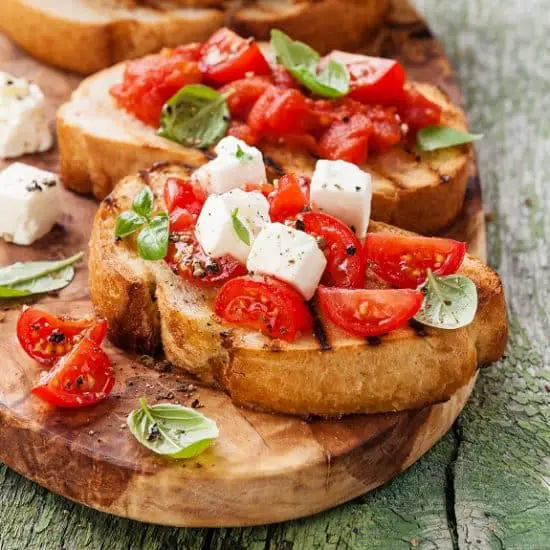 Tomato-Mozzarella Bruschetta Appetizer Recipe - MY EDIBLE FOOD