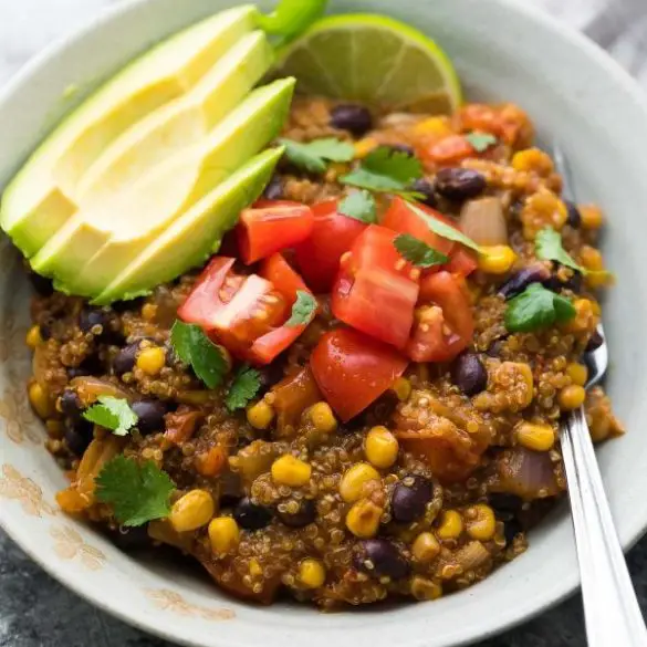 pressure cooker healthy quinoa enchilada casserole recipe. #pressurecooker #instantpot #healthy #vegan #vegetarian #weightloss