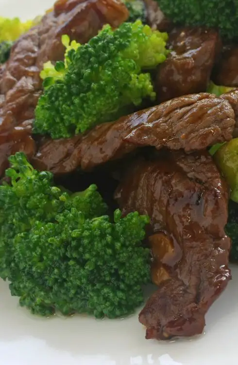 slow-cooker-keto-beef-and-broccoli-recipe-my-edible-food