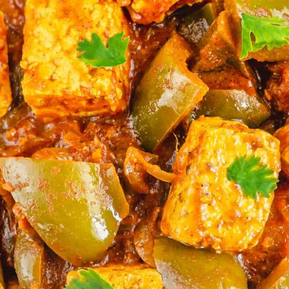 instant-pot-vegan-kadai-paneer-recipe Instant pot vegan kadai paneer recipe. Learn how to cook healthy and delicious Indian kadai paneer in an instant pot. #instantpot #pressurecooker #vegan #vegetarian #dinner #healthy #indian