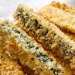 air-freyr-crispy-zucchini-fries-recipe Air fryer crispy zucchini fries recipe. Learn how to cook crispy and delicious zucchini fries in an air fryer. #airfryer #appetizers #dinner #healthy #vegetarian