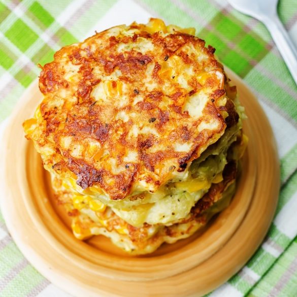 Air fryer zucchini corn fritters recipe. Cook delicious zucchini and corn patties in an air fryer. #airfryer #breakfast #zucchini #corn #fritters #patties