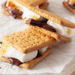 Air fryer fast chocolate s'mores recipe. A fun, easy-to-make dessert that's a step up from regular s'mores. #airfryer #chocolate #marshmallows, #desserts, #crackers, #breakfast