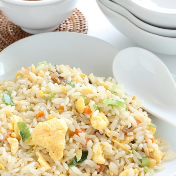 Instant pot egg fried rice recipe. I thought I would share my favorite recipe with you all! This is a simple, yet delicious, breakfast item. #instantpot #pressurecooker #vegetarian #easy #rice #dinner #healthy