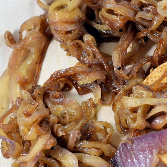 Air fryer caramelized onions recipe. Caramelized onions are a versatile ingredient in any kitchen. This Air fryer caramelized onion recipe is easy to make using your air fryer and will add a sweet flavor to your dish. #airfryer #onions#vegetarian #vegan #healthy #homemade