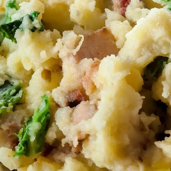 slow-cooker-colcannon Slow cooker Irish colcannon. Try this traditional Irish dish with a modern twist! Slow cooker colcannon is easy to make, and the result is creamy, hearty comfort food that the whole family will love. #slowcooker #crockpot #colcannon,dinner,homemade,traditional,irish
